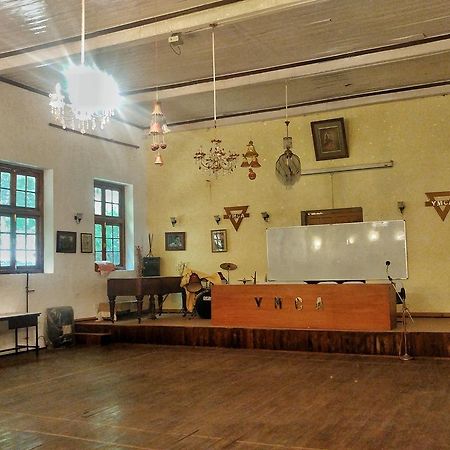 Ymca Tourist Hostel Simlá Kültér fotó