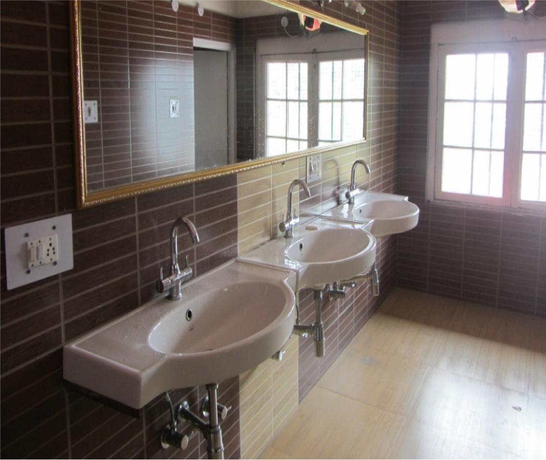 Ymca Tourist Hostel Simlá Kültér fotó