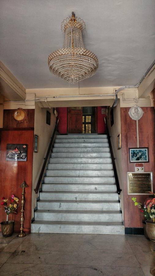 Ymca Tourist Hostel Simlá Kültér fotó