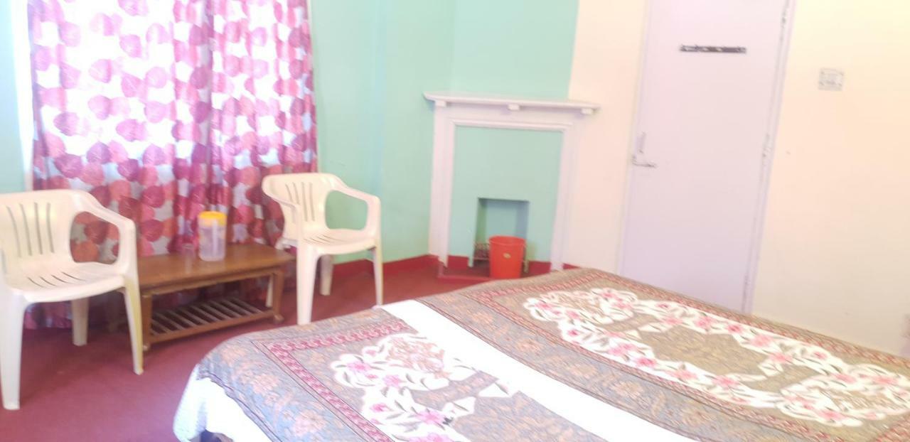 Ymca Tourist Hostel Simlá Kültér fotó