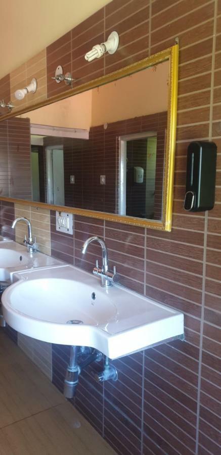 Ymca Tourist Hostel Simlá Kültér fotó